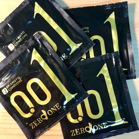 避孕套0.01好用吗(冈本001和002怎么选)