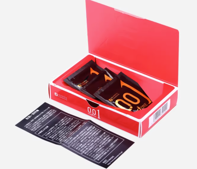 避孕套001有多薄(冈本001大号和中号差距多大)