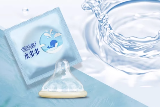 避孕套陪润滑剂好吗(买个润滑剂送了个小圈圈是做什么用的)