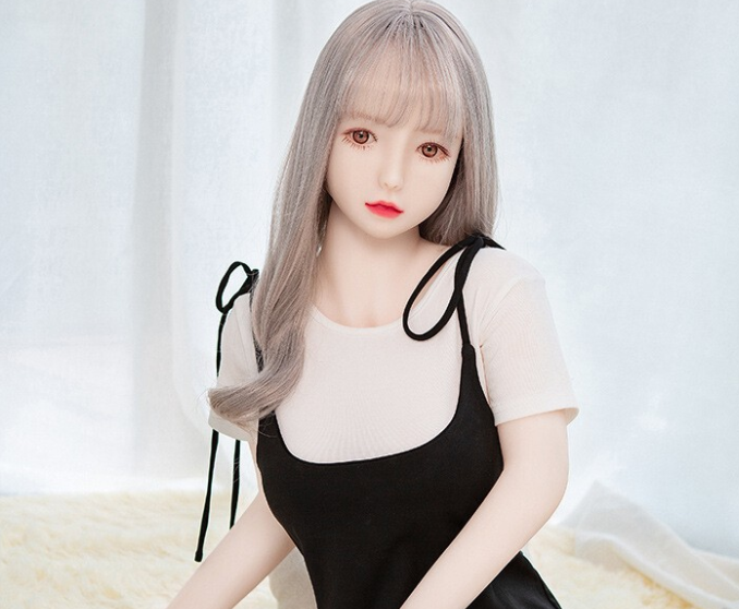 揭秘：为什么男人更愿意跟充气娃娃结婚