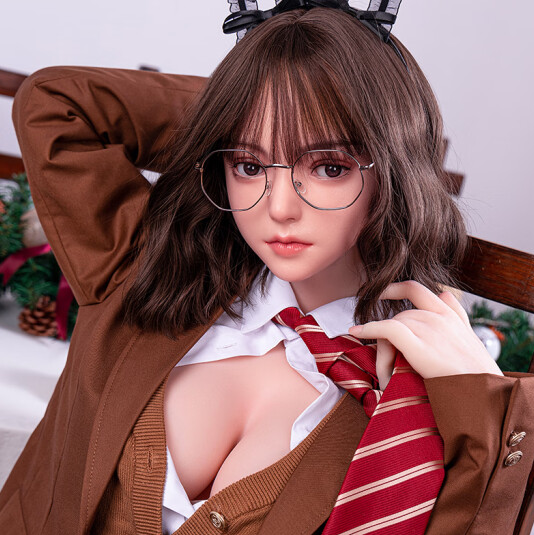 惊！男子捡充气娃娃当天使（充气娃娃使用禁忌揭晓）