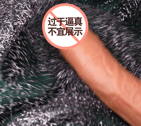 闺蜜用假阳具搞我（闺蜜假扮男友）