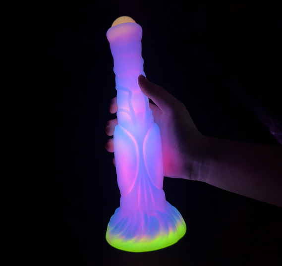 美女为什么含阳具