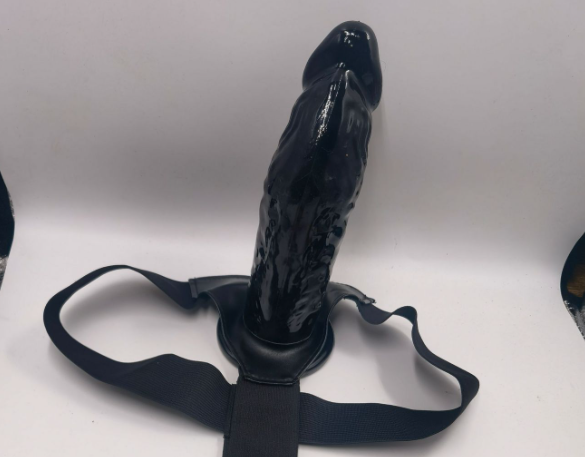男用空心阳具穿戴(男用超大阻具空心穿戴)