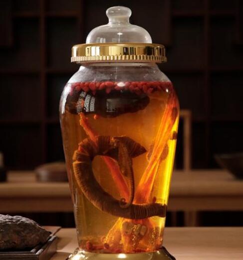 喝完鹿茸酒床上厉害？喝鹿茸酒喝多久才管用