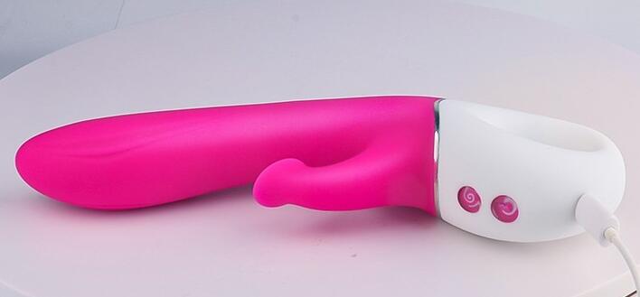 什么是女性性用品电击棒(如何使用女性性用品电击棒)