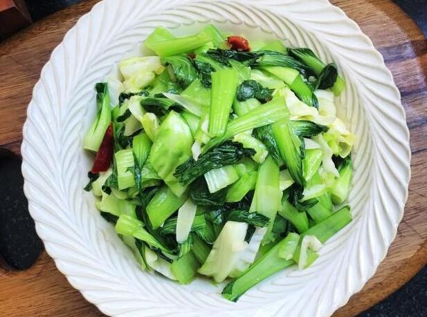 吃什么食物有助缓解高脂血症