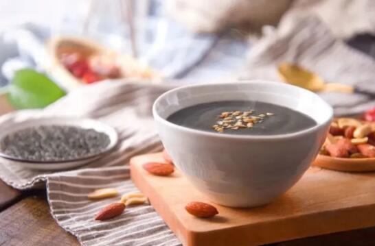 喝什么粥可以缓解更年期症状 更年期症状及其缓解方法