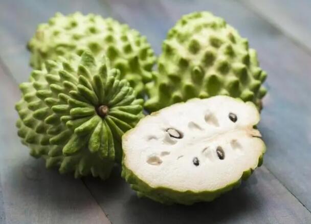 释迦果怎么吃有什么好处 生食释迦果有什么好处