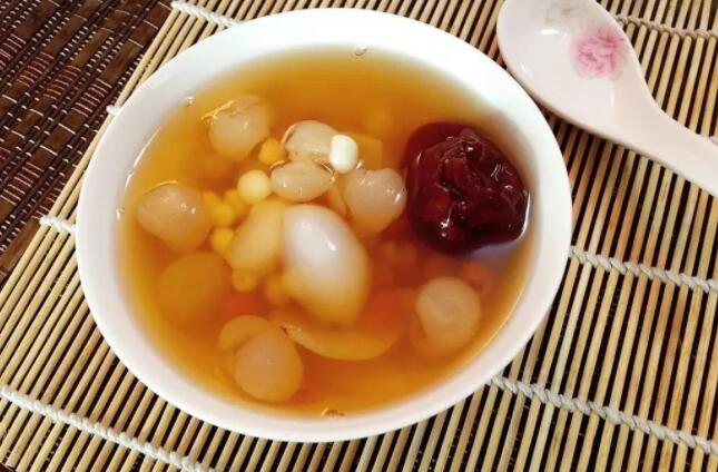 失眠关键在「心」!龙眼百合茶安心防失眠