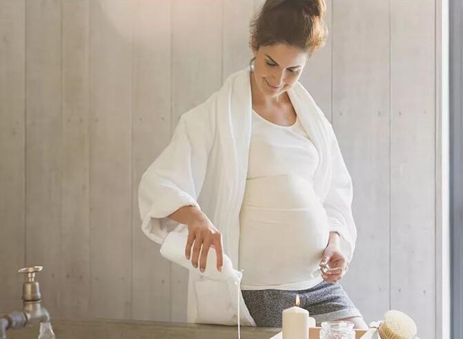 孕妇热水洗澡对胎儿有影响吗,会怎样呢？