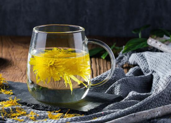 菊花茶的营养价值 哪些人不适合饮用菊花茶
