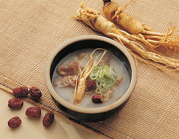 适度食用人参确实有助提升免疫力