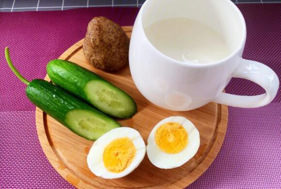 7日减肥食谱健康（最简单的七日减肥食谱）