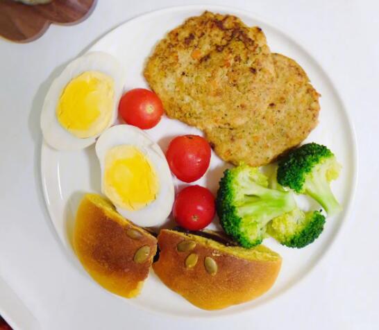 一周减肥健康食谱（合理的饮食搭配也能够有效地减肥）