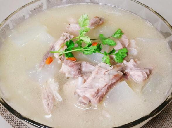 冬天午餐减肥食谱（既美味又健康）