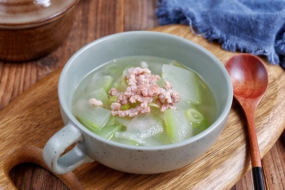 冬瓜减肥食谱晚餐（冬瓜减肥的最有效方法）