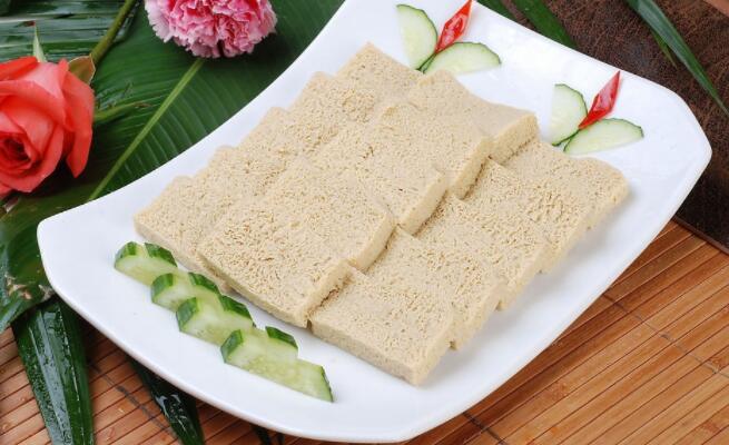 冻豆腐减肥食谱（怎样制作冻豆腐）
