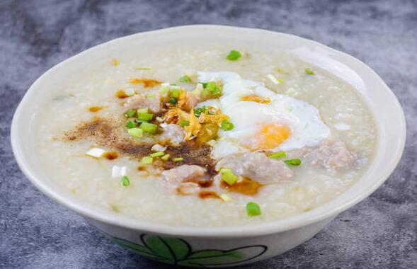 减肥食谱2016（减肥食谱20瘦10斤科学减肥）
