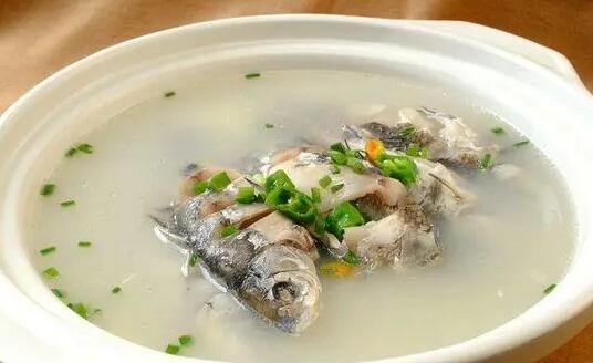 减肥食谱草鱼（减肥草鱼肉做法大全）