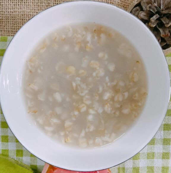 减肥餐 一日三餐食谱（明星减肥餐 一日三餐食谱）
