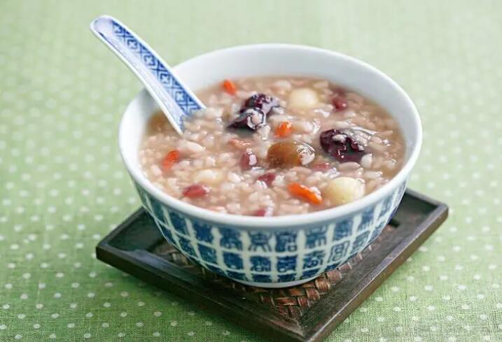 喝粥减肥食谱（喝粥会长胖还是减肥）