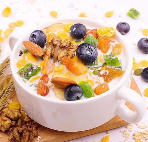 孕妇减肥三餐食谱(孕妇减肥餐该怎么吃)