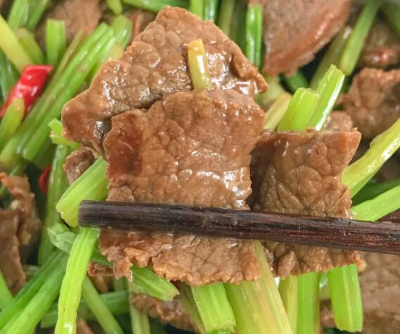 牛肉的减肥食谱（牛肉减肥法三餐安排）