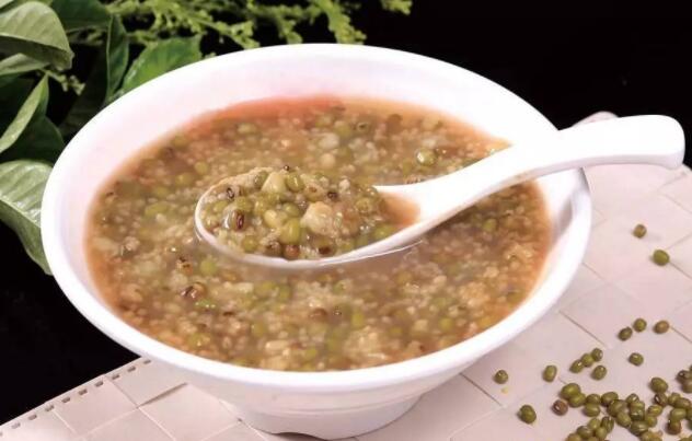 红豆绿豆减肥食谱（选择适合自己的减肥食谱非常重要）