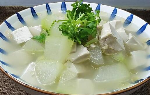 豆腐冬瓜减肥食谱（冬瓜豆腐减肥餐的功效与原理）