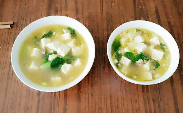 豆腐消肿减肥食谱（介绍一些豆腐消肿减肥的食谱）