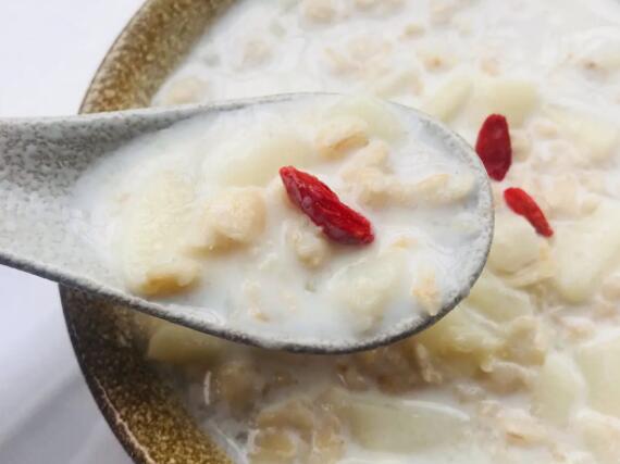 适合大学生的减肥食谱(在校大学生减肥食谱)