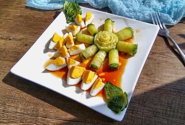 黄瓜鸡蛋减肥食谱（黄瓜鸡蛋减肥食谱一周瘦10斤）