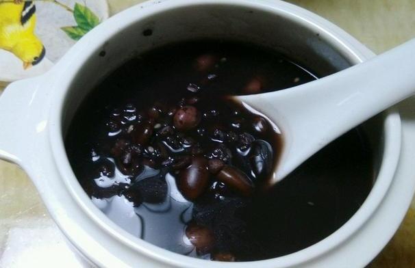 黑豆怎么减肥食谱（减脂黑豆）