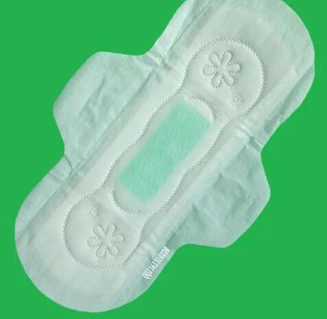 女生生理期用什么卫生巾（经期护理用品的六个误区）