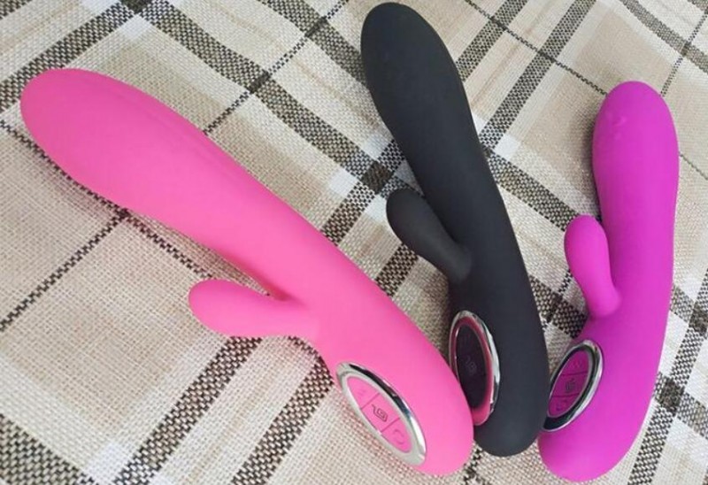女性为什么需要情趣用品（什么情趣用品适合普通情侣）