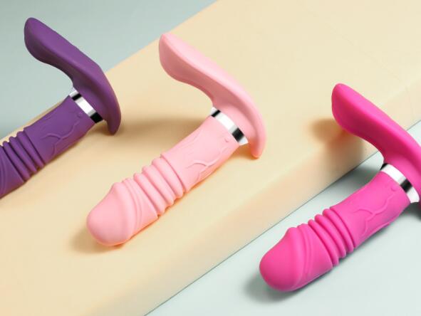 女性情趣用品品牌（女朋友主动用情趣用品）