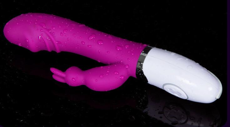 帮她用了情趣用品（情侣情趣用品）