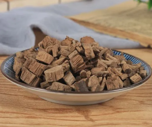 川牛膝的作用与功效（川牛膝的作用与功效禁忌）