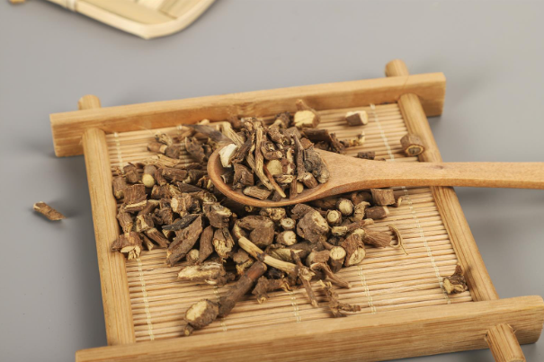 柴胡作用与功效（柴胡作用与功效与作用）