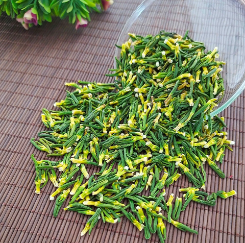 莲子心作用（莲子心作用与功效有哪些）