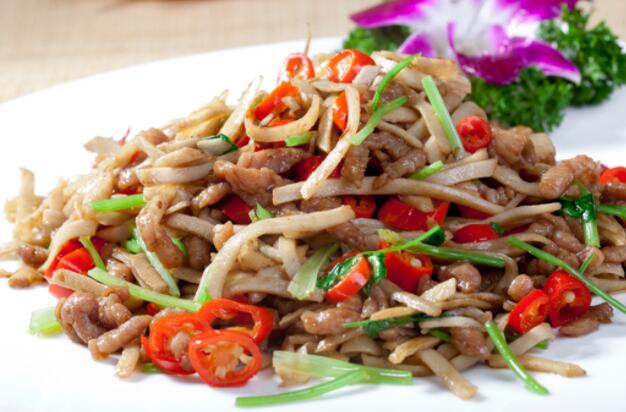 炒菜的作用与功效（炒菜是一种烹饪方式）
