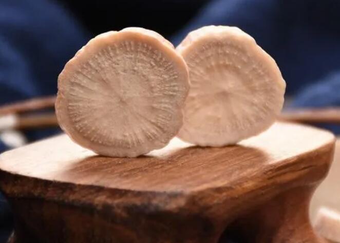 白勺的功效与作用（白芍治什么病最好）