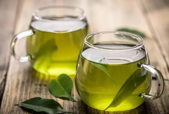 茶叶水的作用与功效 茶叶水可以做面膜吗
