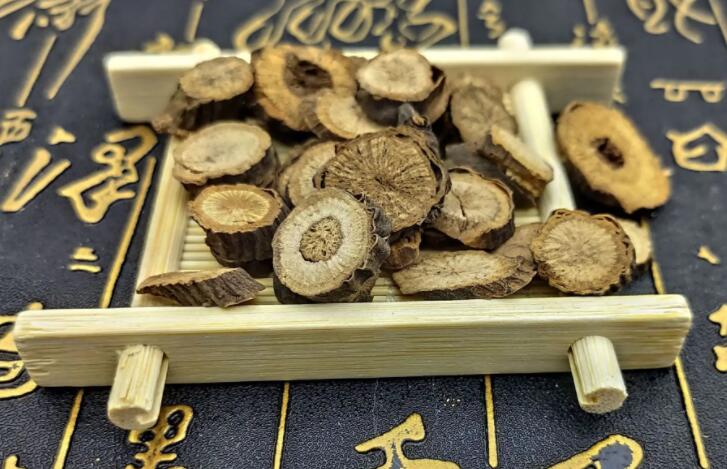 赤芍作用与功能 赤芍的主治与用量）