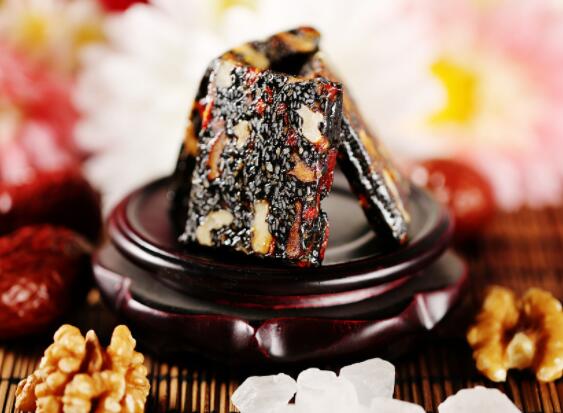 阿胶的作用和功效：月经期间可以吃阿胶吗？