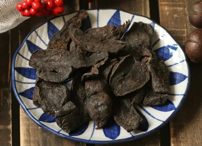 何首乌功效与作用（黑豆何首乌功效与作用）