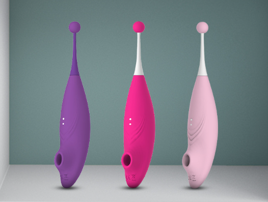 女生家里放自慰器（美女用自慰器的动态图）