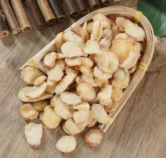 法半夏的作用与功效（法半夏主要治什么病）