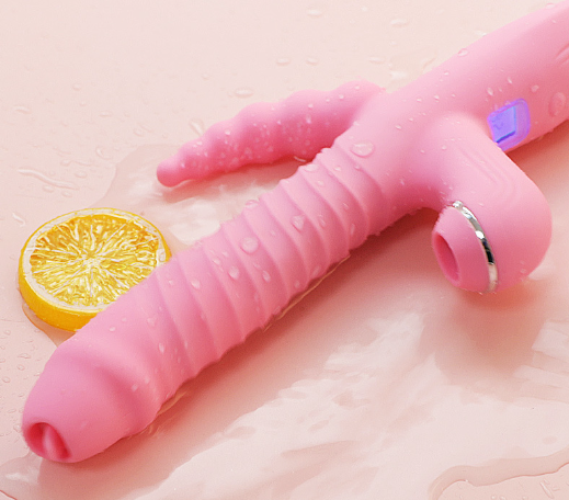 日本自慰器如何插入（闺蜜看到我的自慰器）